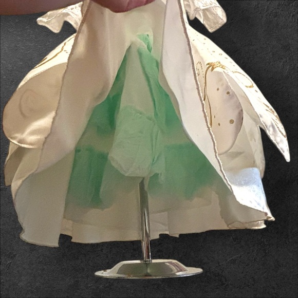 Disney 3T Formal Ariel Satin, Chiffon, Layered Wedding Dress. Exclnt cndtn. - Picture 3 of 14